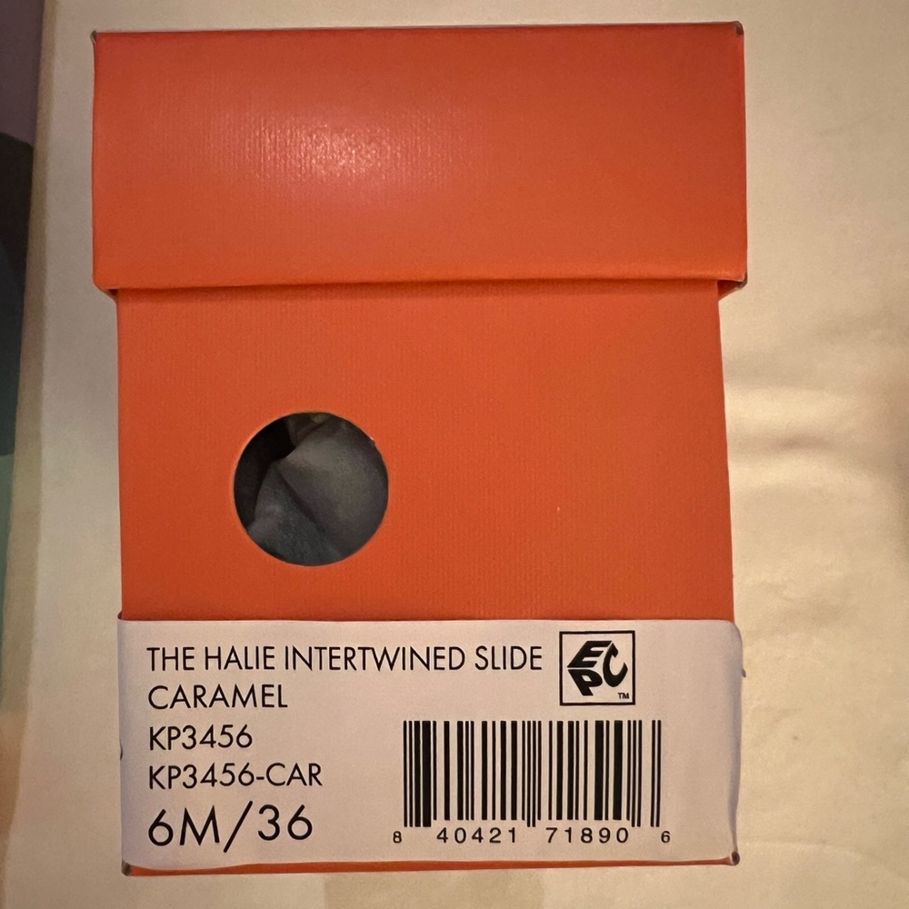 Katy Perry Caramel Slide Sandals size 6 Casual Flats Work Fun School Shoes - Picture 5 of 6